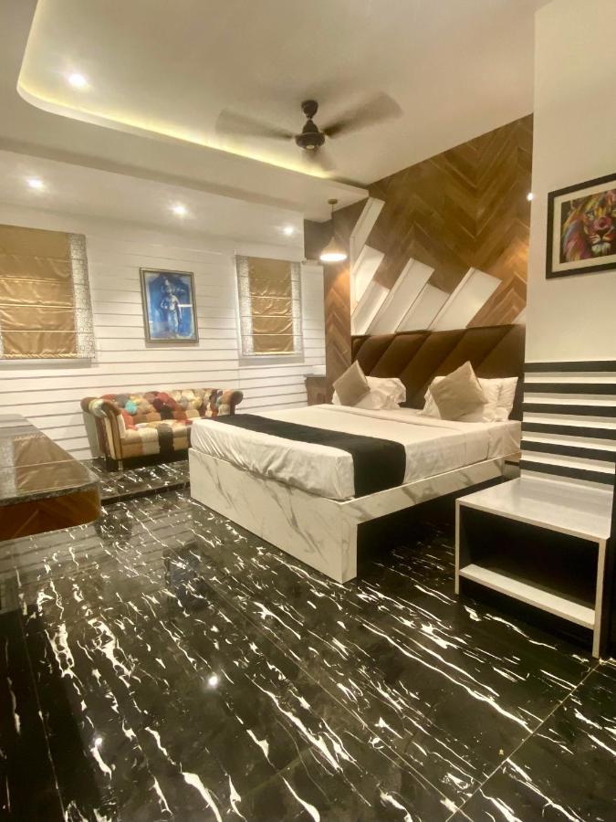 Itsy Hotels Banana Boutique Varanasi Luaran gambar