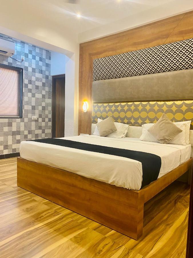 Itsy Hotels Banana Boutique Varanasi Luaran gambar