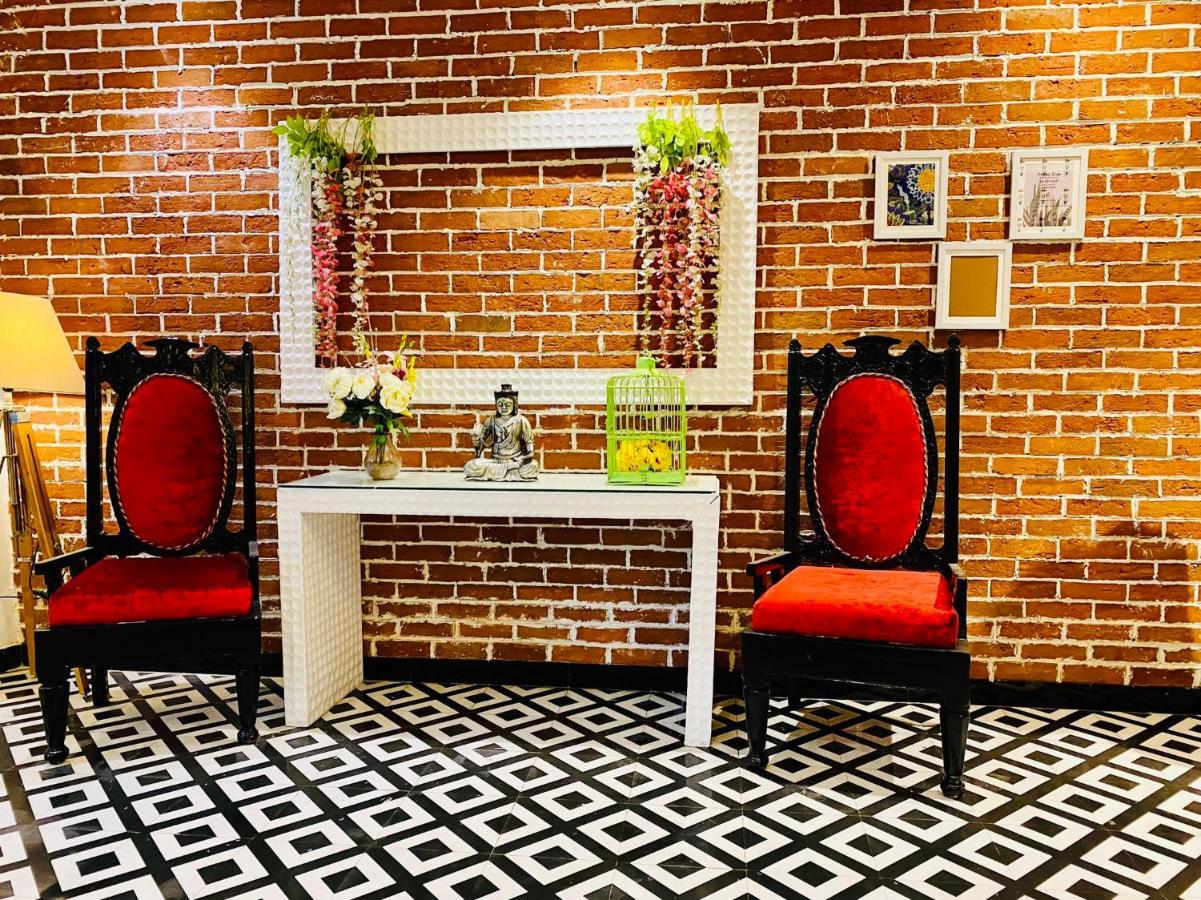 Itsy Hotels Banana Boutique Varanasi Luaran gambar