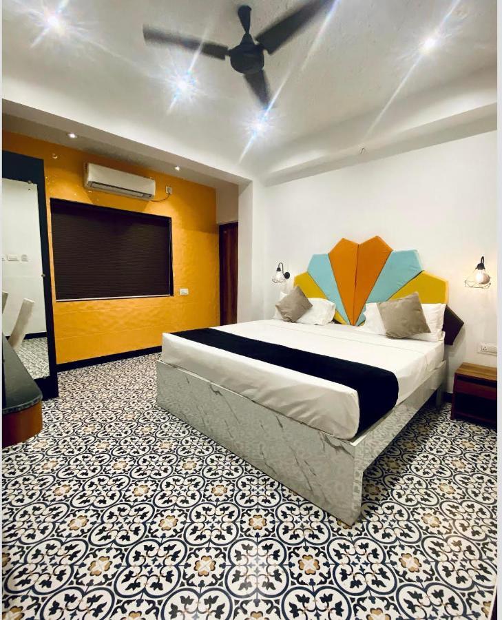 Itsy Hotels Banana Boutique Varanasi Luaran gambar