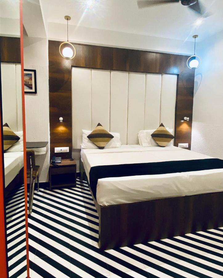 Itsy Hotels Banana Boutique Varanasi Luaran gambar