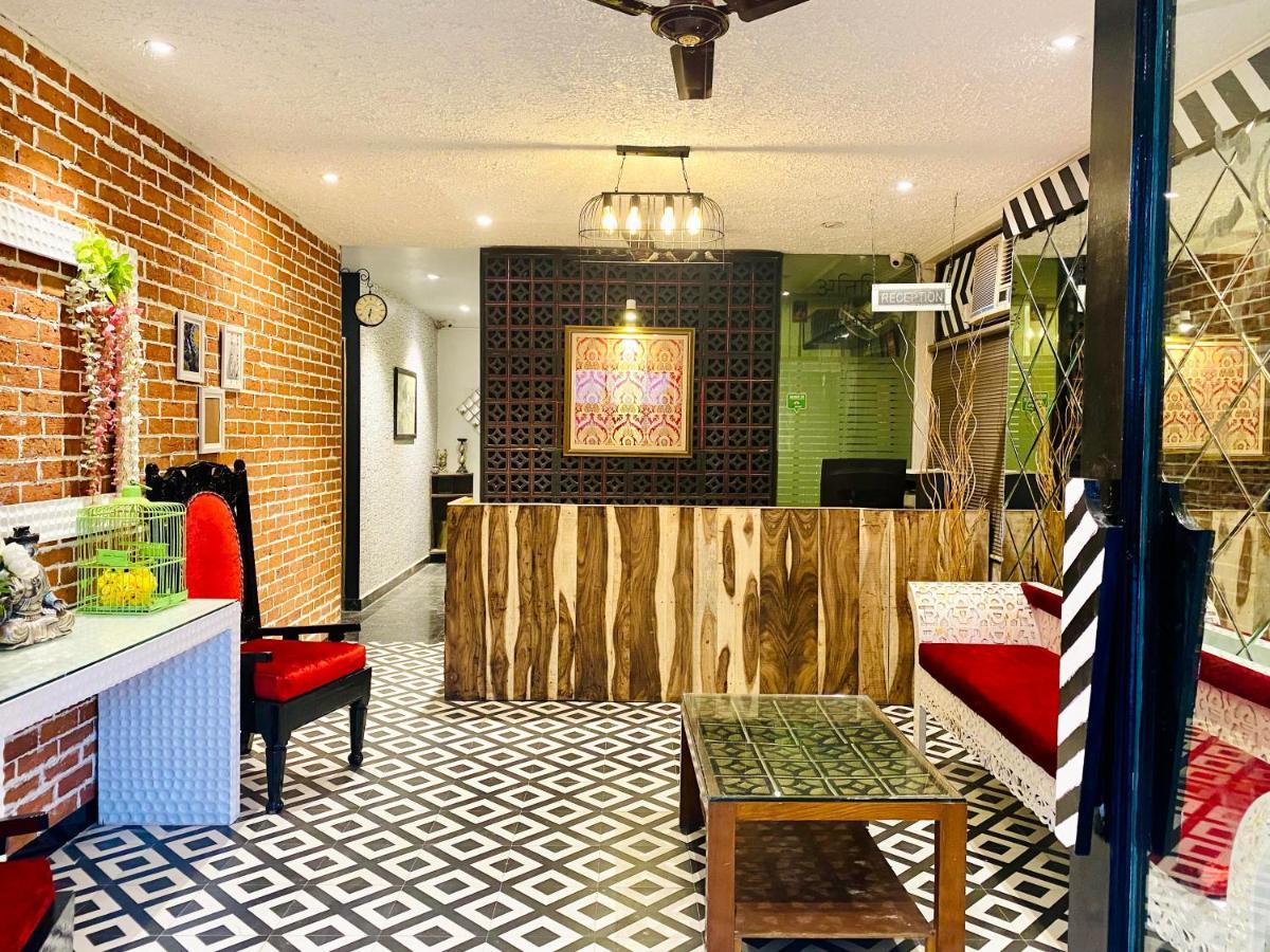 Itsy Hotels Banana Boutique Varanasi Luaran gambar