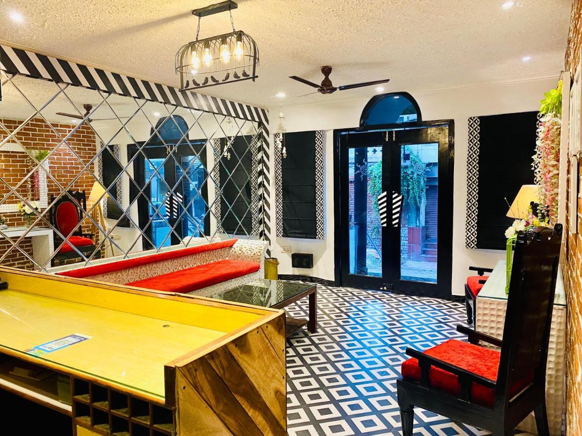 Itsy Hotels Banana Boutique Varanasi Luaran gambar
