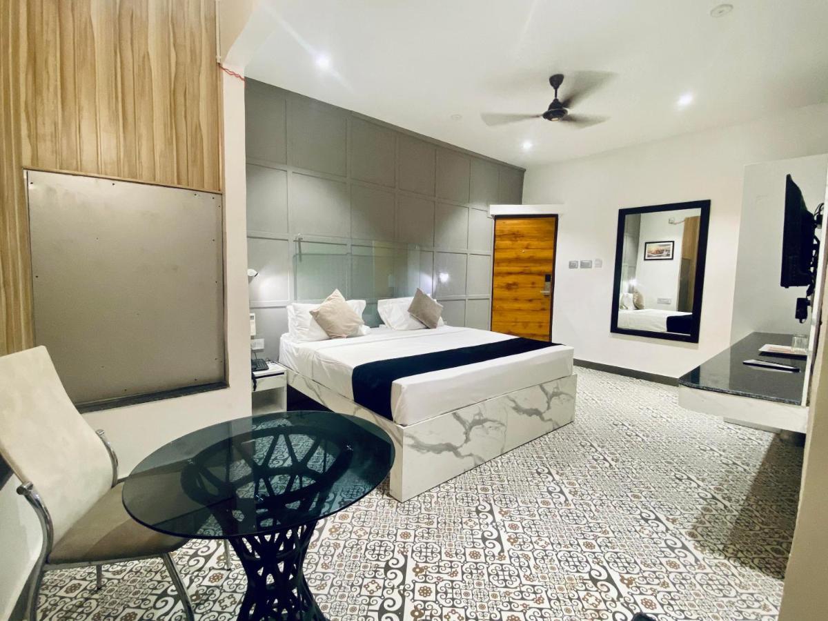 Itsy Hotels Banana Boutique Varanasi Luaran gambar