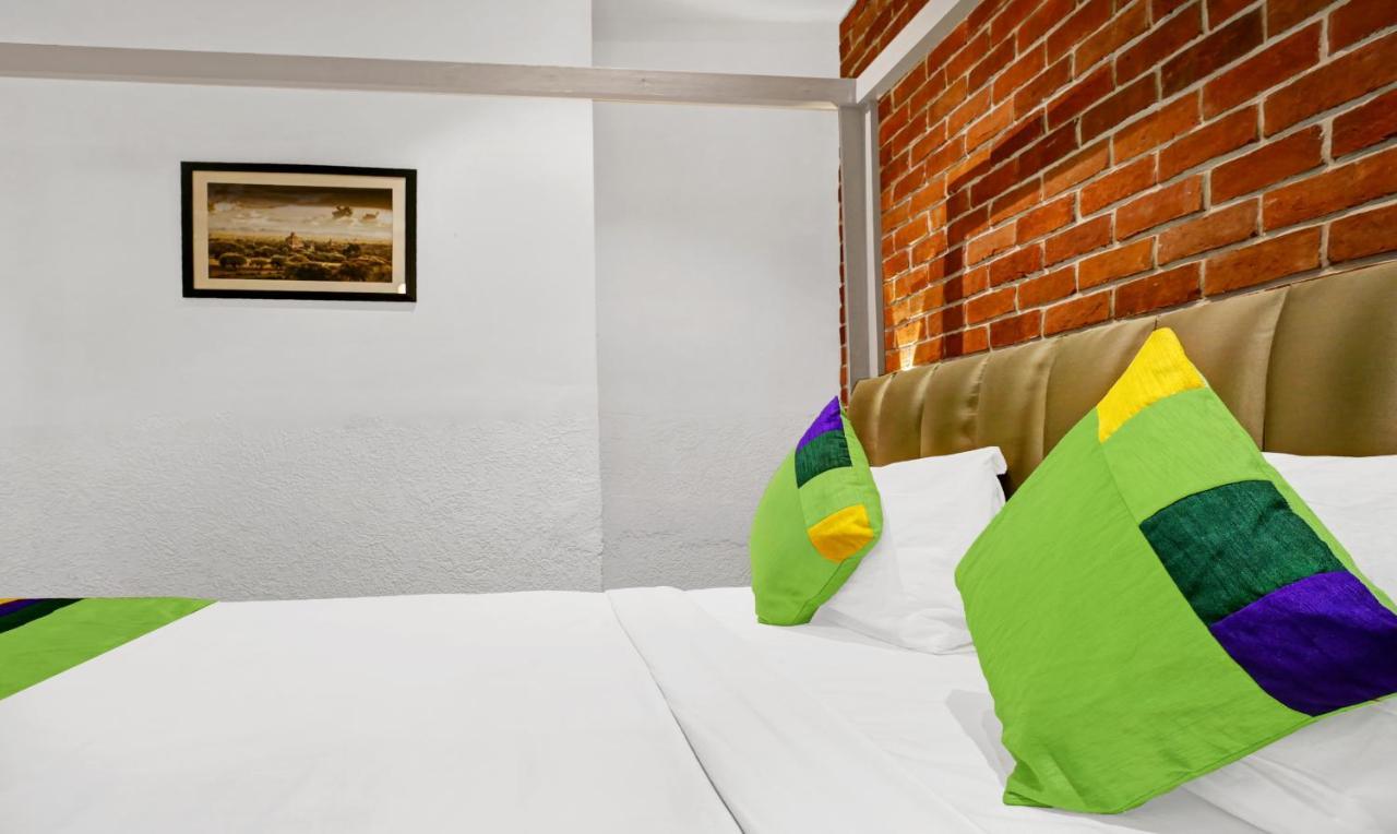 Itsy Hotels Banana Boutique Varanasi Luaran gambar