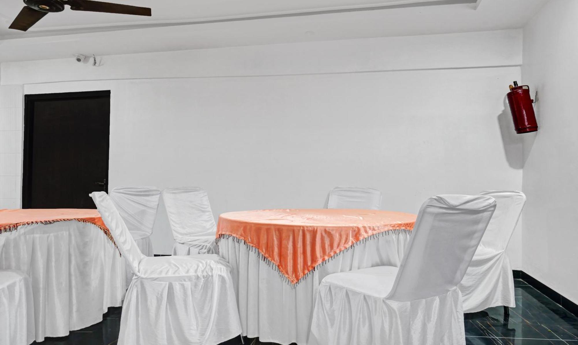 Itsy Hotels Banana Boutique Varanasi Luaran gambar