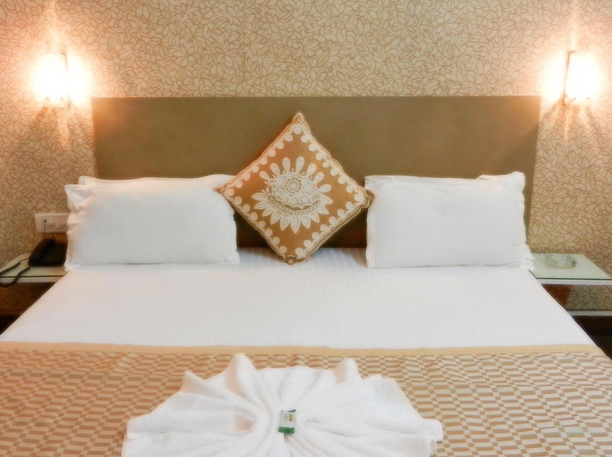 Itsy Hotels Banana Boutique Varanasi Luaran gambar