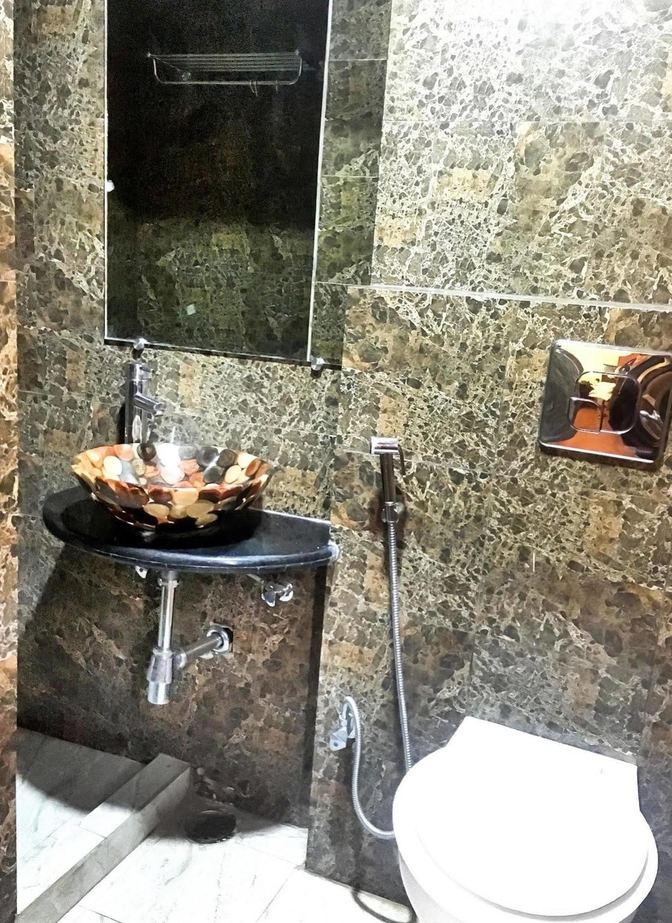 Itsy Hotels Banana Boutique Varanasi Luaran gambar